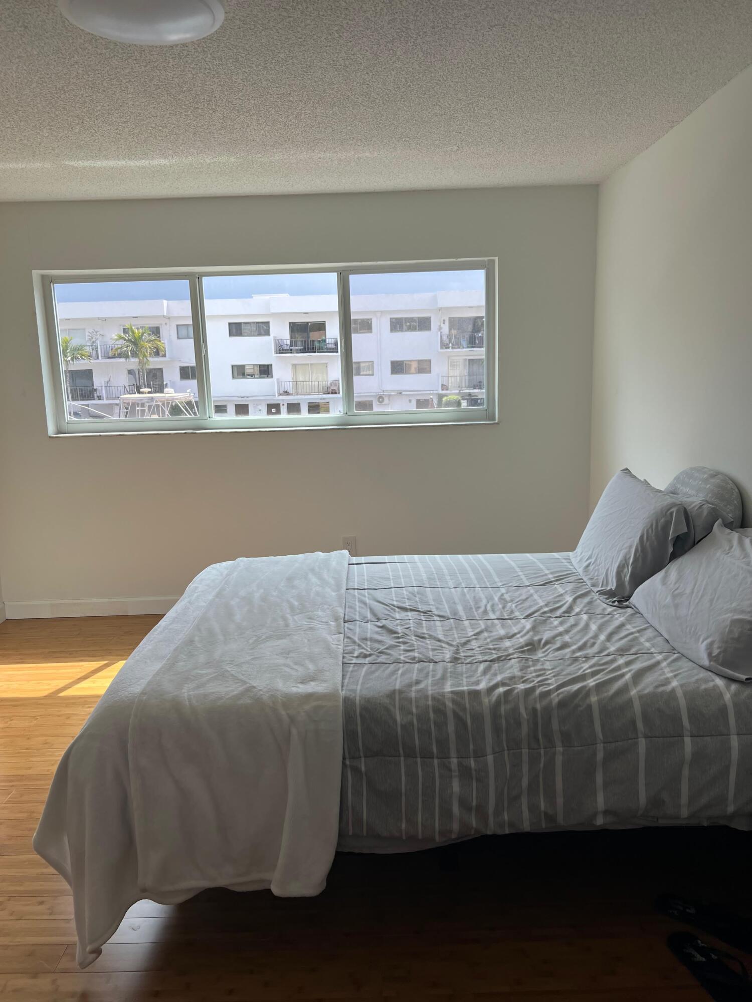 RIVIERA ISLES CONDO - Residential Lease