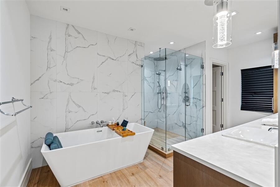 LAKE IDA SHORES 1ST ADD - Residential