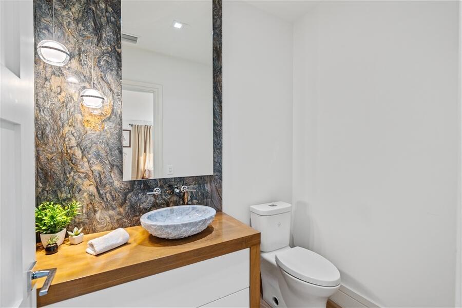 LAKE IDA SHORES 1ST ADD - Residential