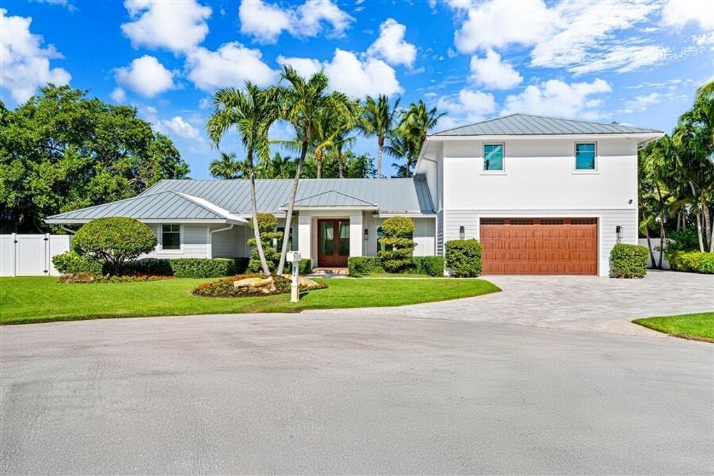 Photo of 501 Eldorado Lane, Delray Beach, FL 33444 (MLS # R11141294)