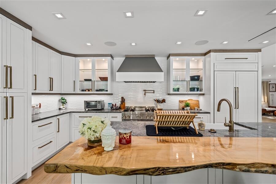 LAKE IDA SHORES 1ST ADD - Residential