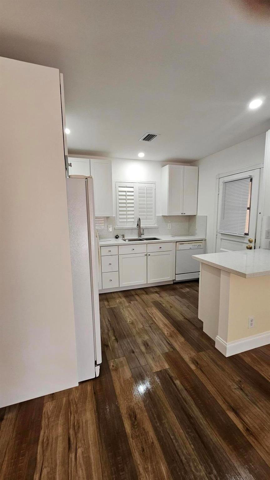 TRAILS END VILLAS - Residential Lease