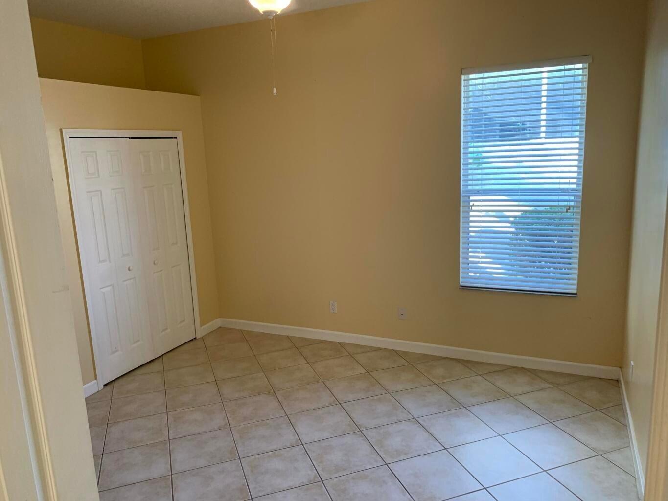 SLW PLAT #82 LAKE CH - Residential Lease