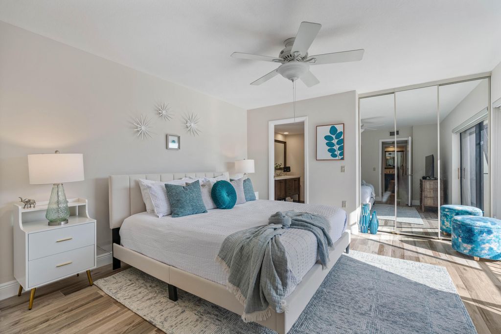 Photo of 2330 23rd Court, Jupiter, FL 33477 (MLS # R10956402)