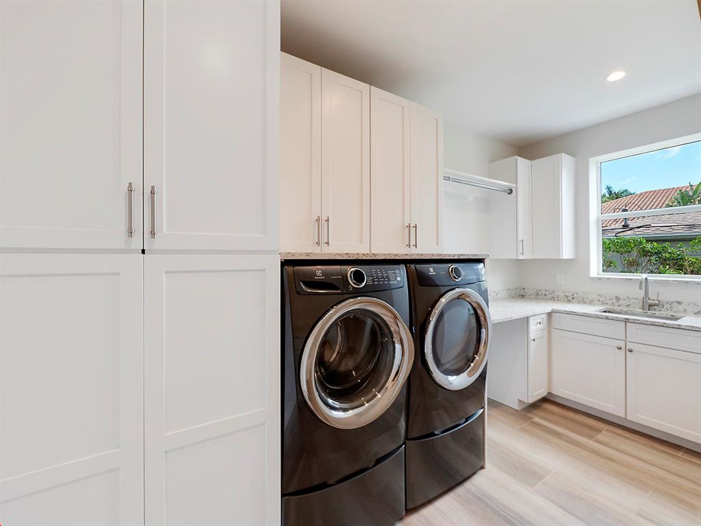 Pirates Cove - Residential