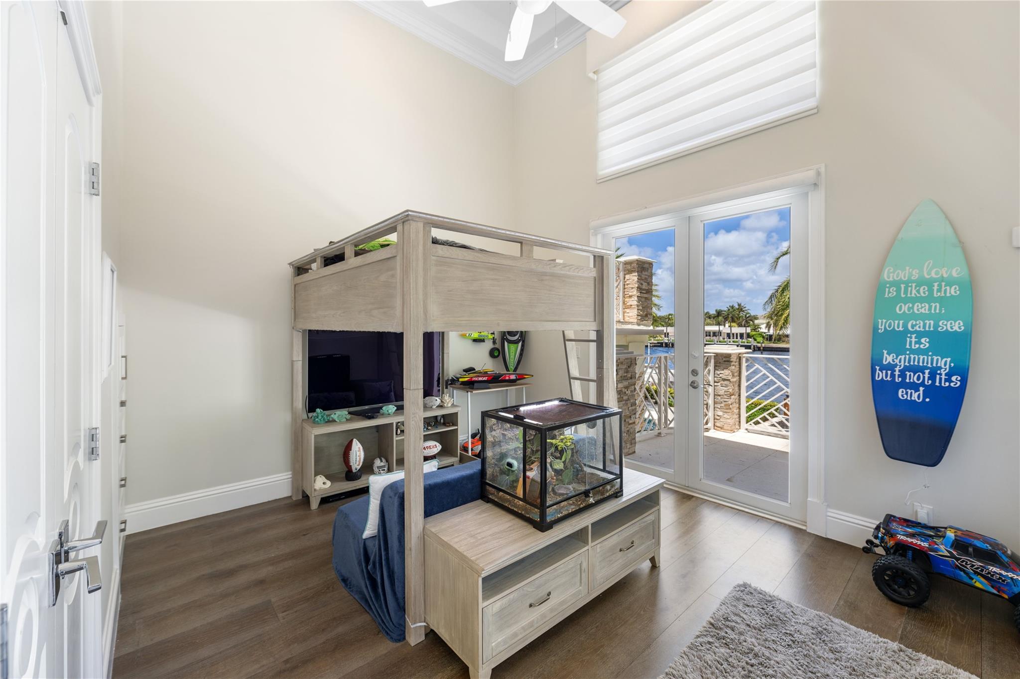 HILLSBORO SHORES SEC B - Residential Lease