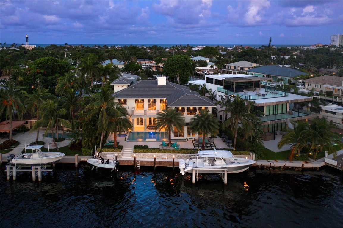 2307 N Riverside Drive, Pompano Beach, FL, 33062/$32,000 4 2307 N Riverside Drive