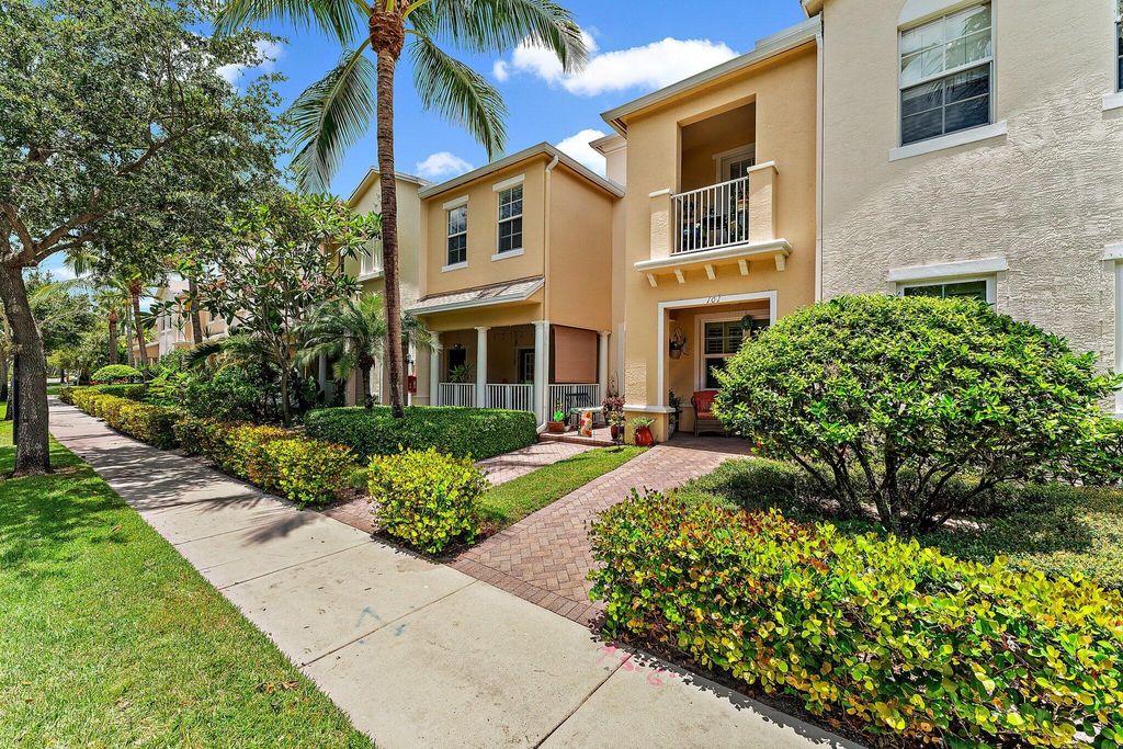 Photo of 341 Indian Creek Parkway #101, Jupiter, FL 33458 (MLS # R11003281)