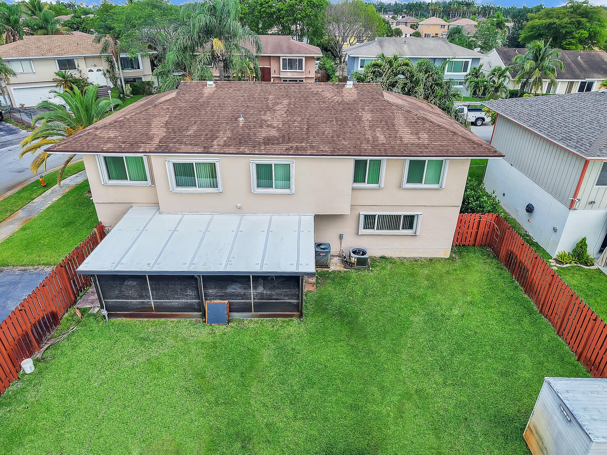 NOVA HOMES TWO - Residential