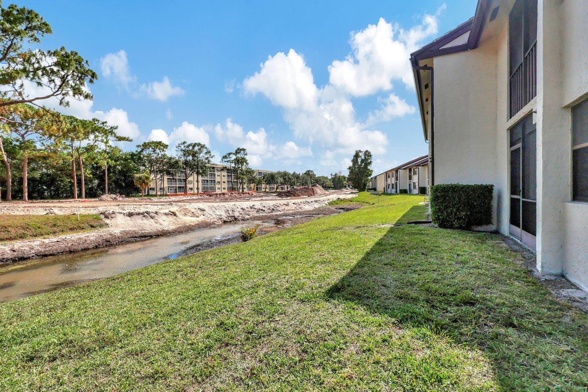 LUCERNE POINTE ONE,TWO,TH - Residential