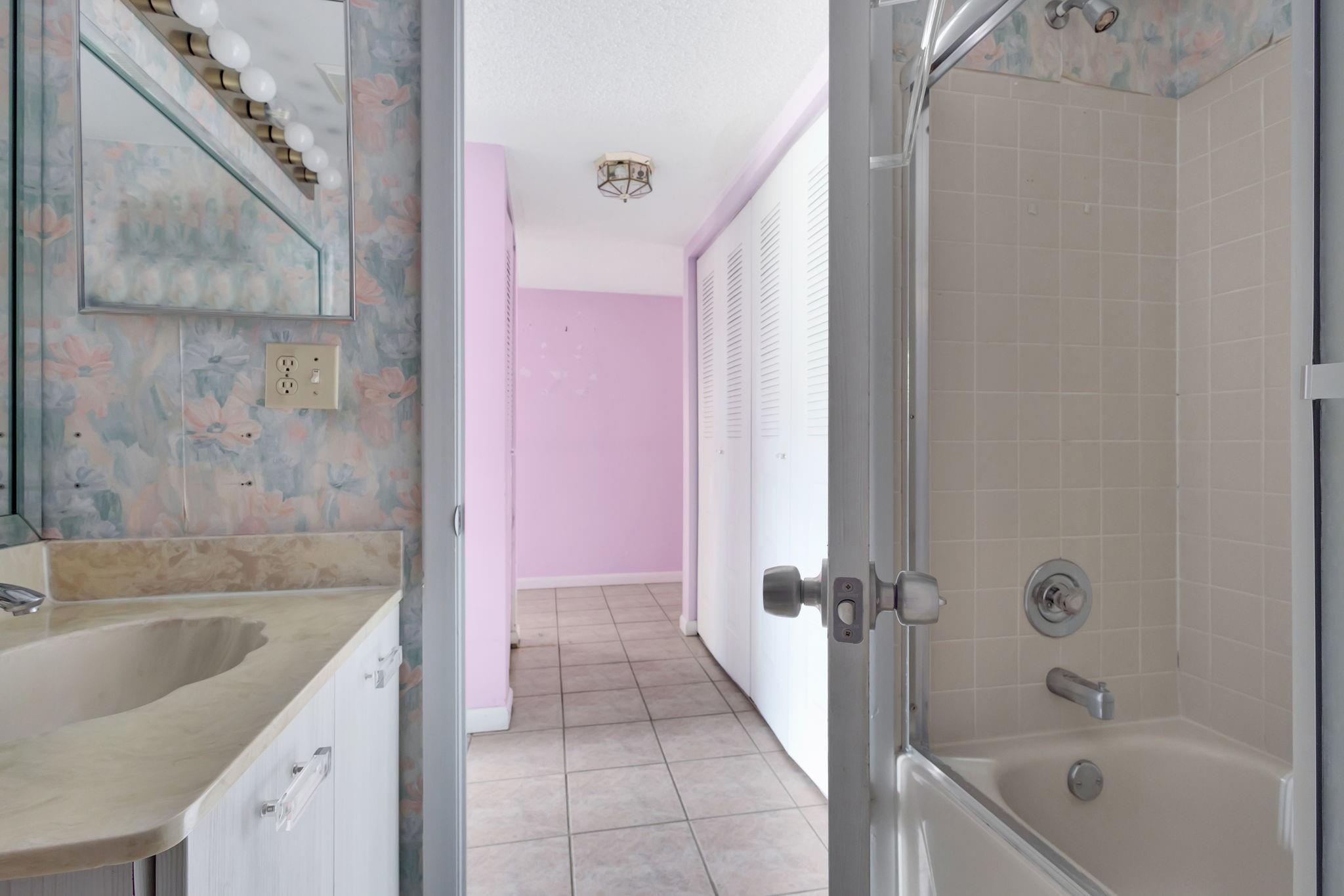 LUCERNE POINTE ONE,TWO,TH - Residential