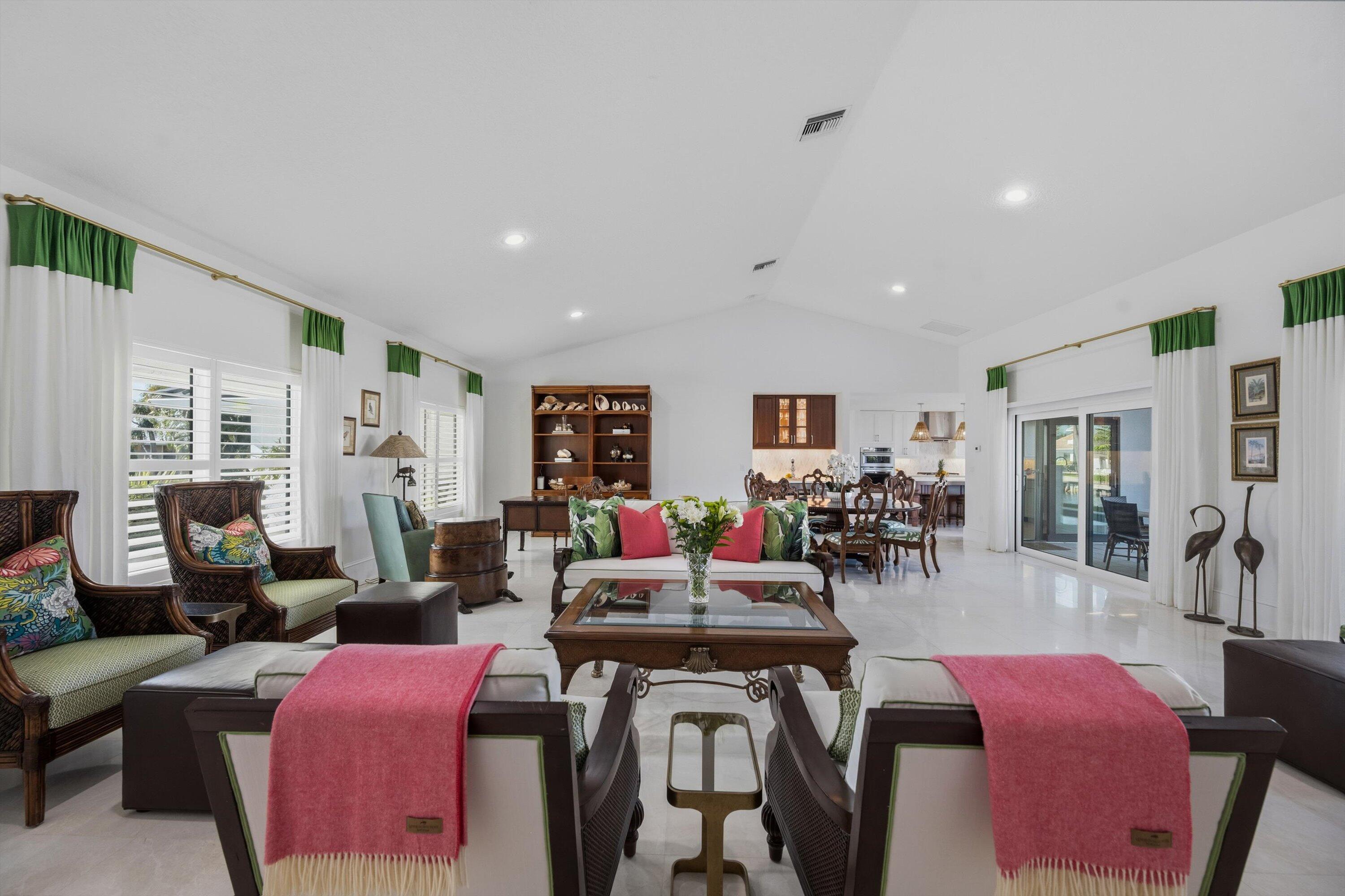 THE SOUNDINGS - Residential