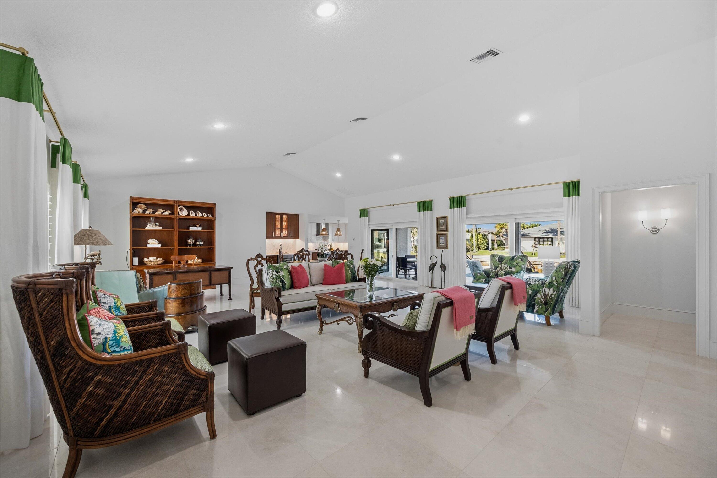 THE SOUNDINGS - Residential