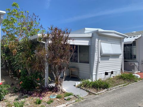 A home in Briny Breezes