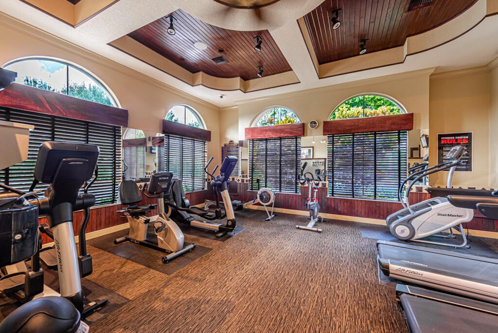 VERSAILLES - Residential