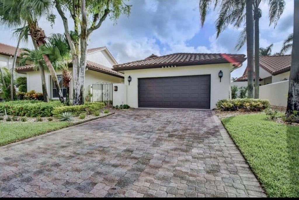 Photo of 22595 ESPLANADA Circle W, Boca Raton, FL 33433 (MLS # B26060502)