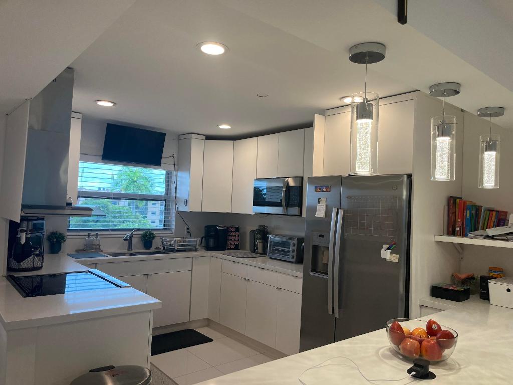 SUNRISE LAKES 94 CONDO - Residential