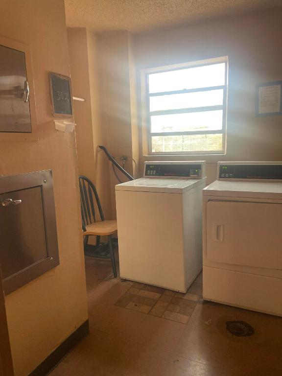 SUNRISE LAKES 94 CONDO - Residential