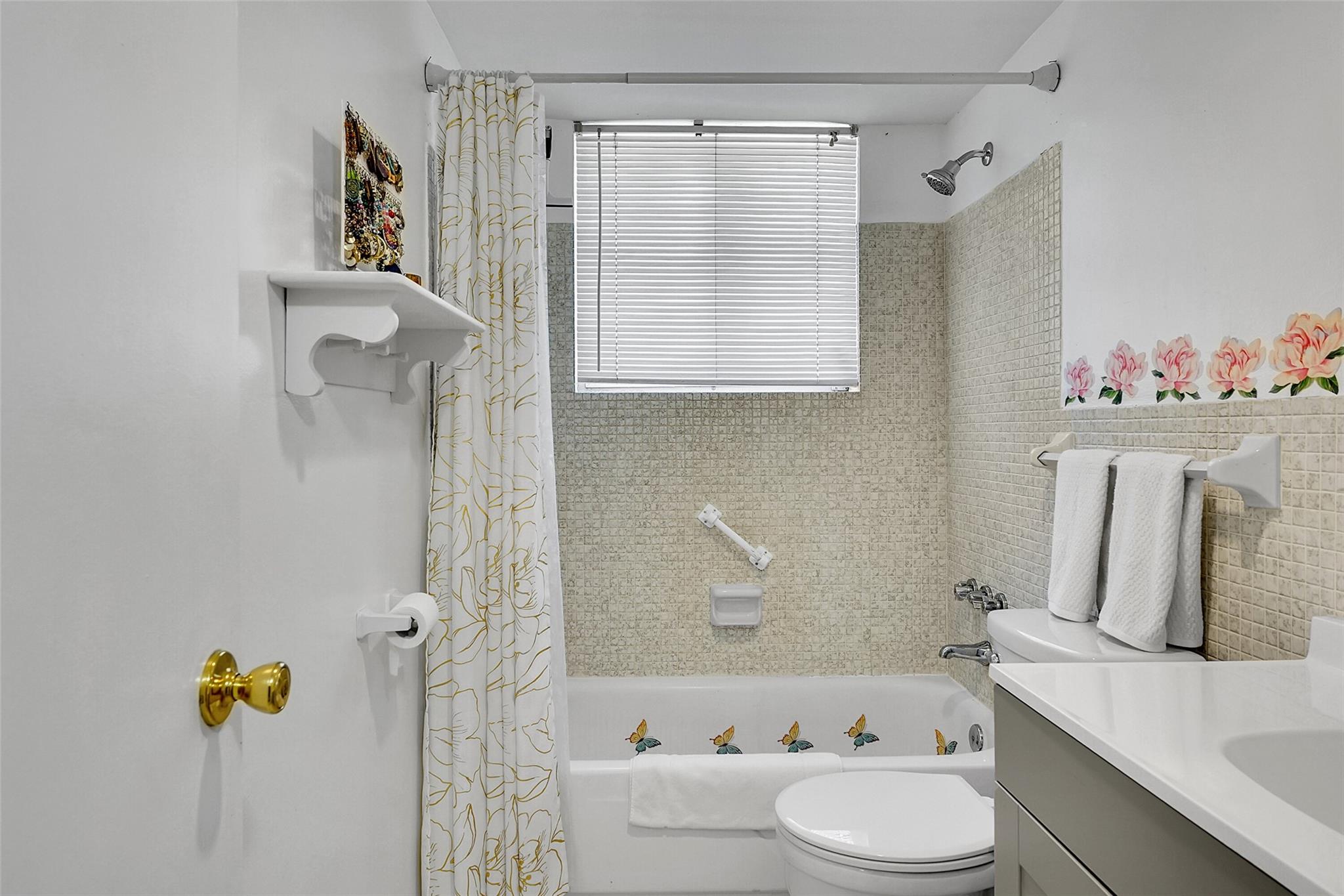 Pompano Beach, Florida 33060, United States, 2 Bedrooms Bedrooms, ,2 BathroomsBathrooms,Residential,Active,209662