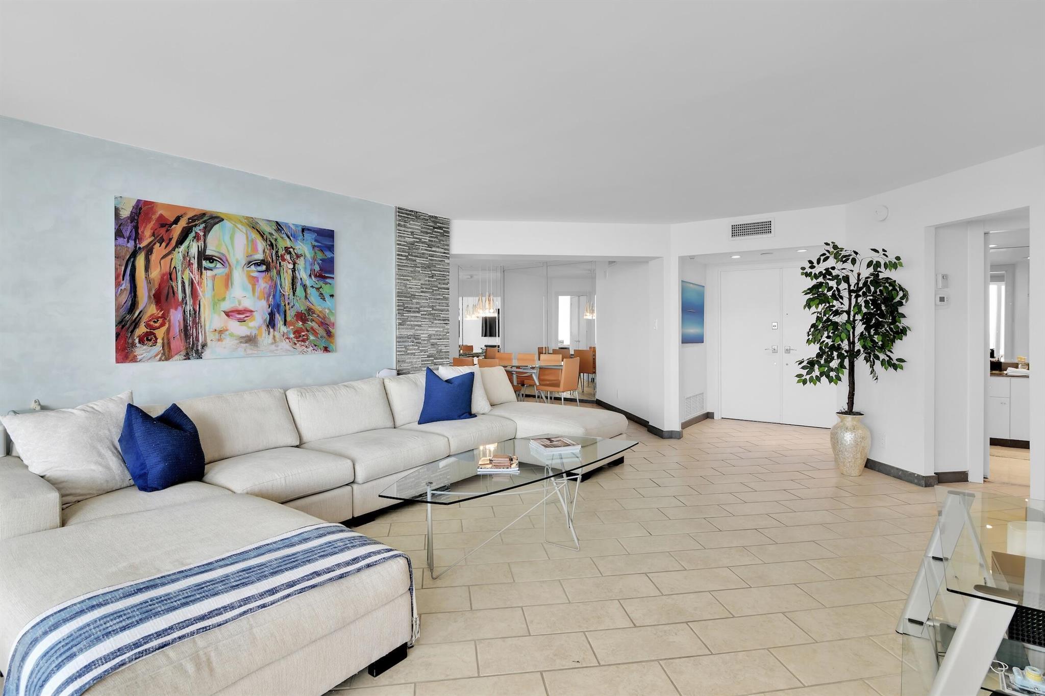 500 S Ocean Boulevard 804