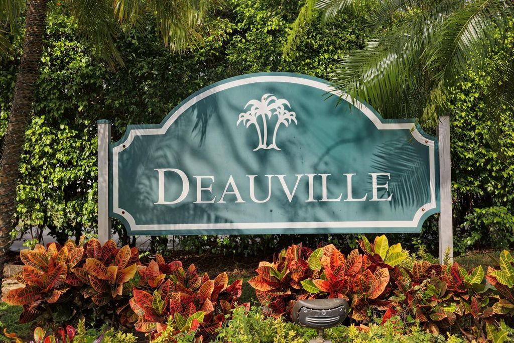 Photo of 6550 S Oriole Boulevard #2050, Delray Beach, FL 33446 (MLS # B26029466)