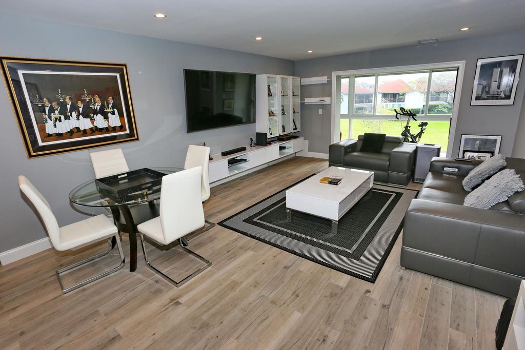 Photo of 6550 S Oriole Boulevard #2050, Delray Beach, FL 33446 (MLS # B26029466)