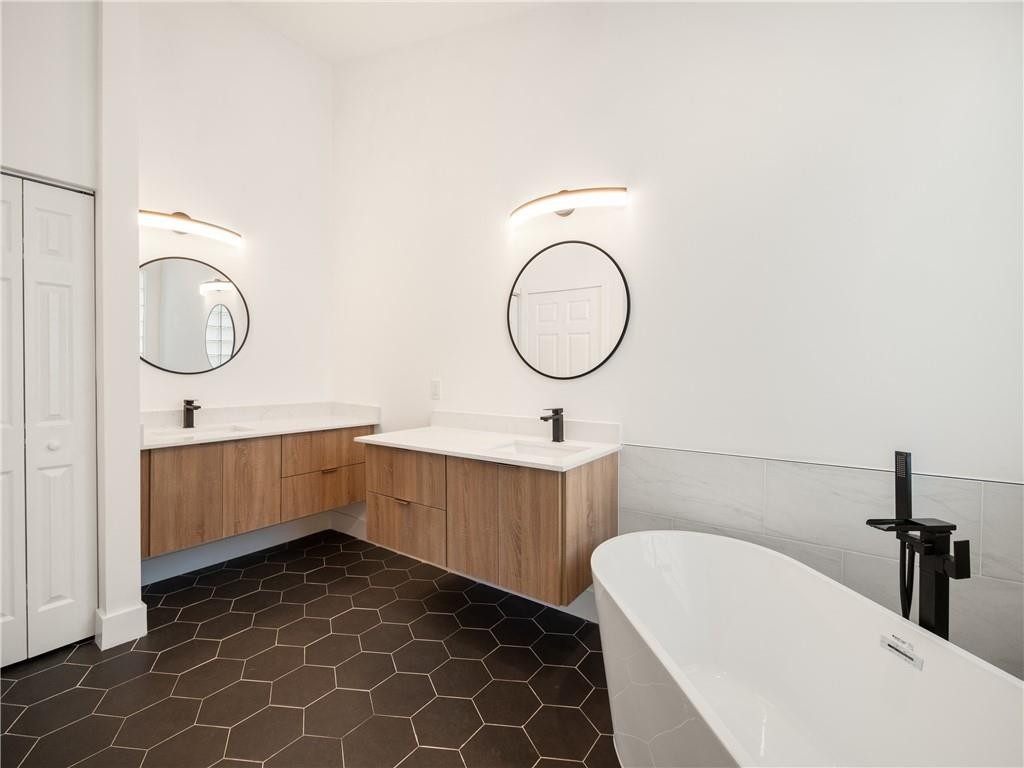 Melrose PUD Verona Lakes - Residential