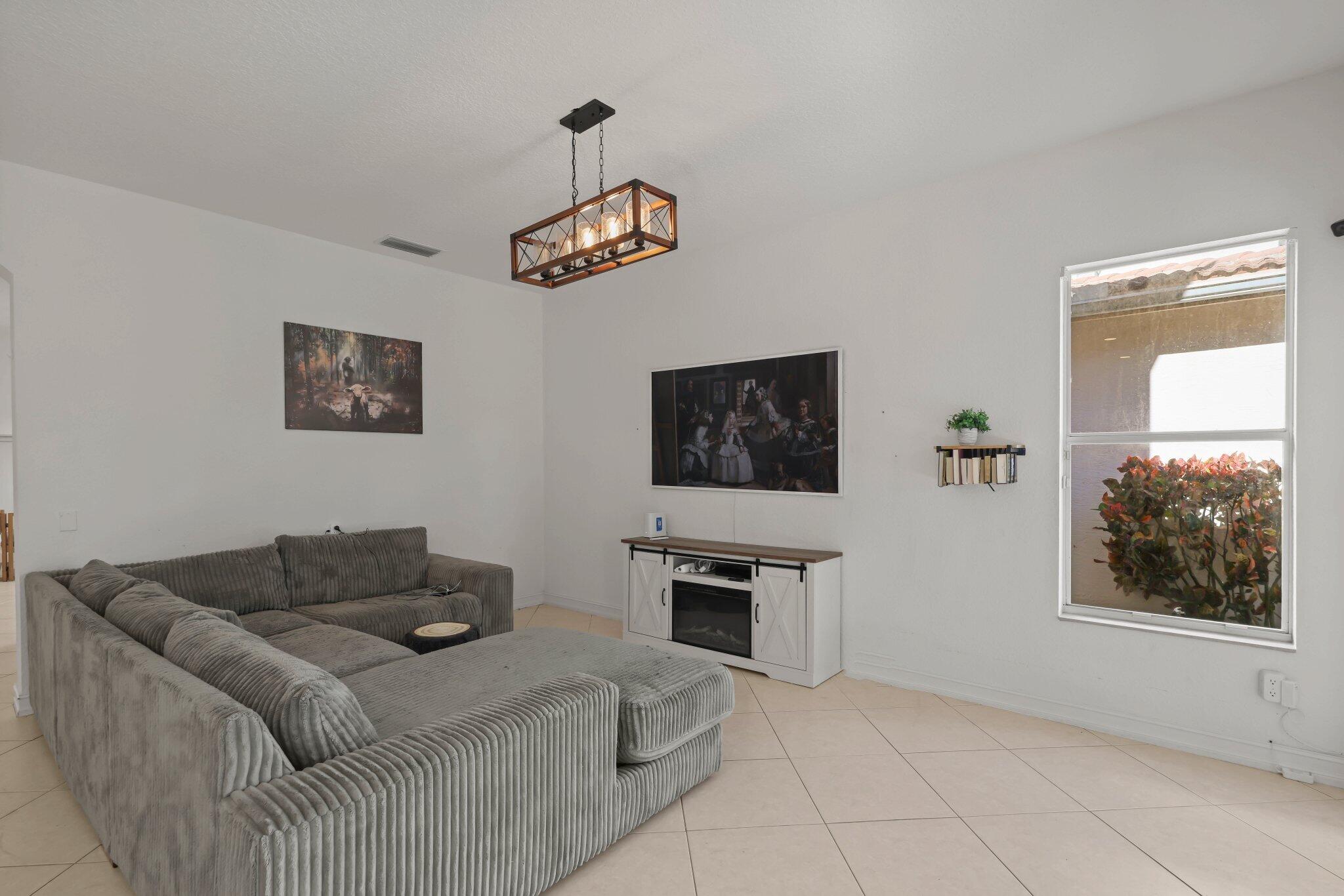 CANYON ISLES 3 - Residential