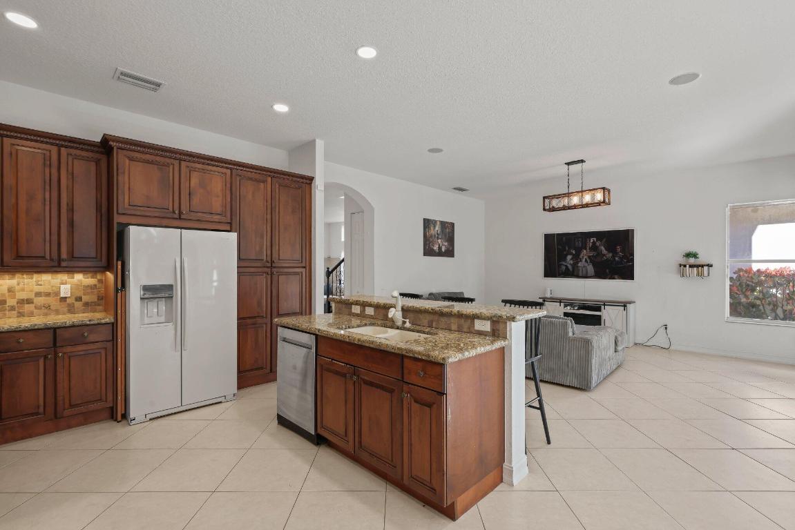 CANYON ISLES 3 - Residential