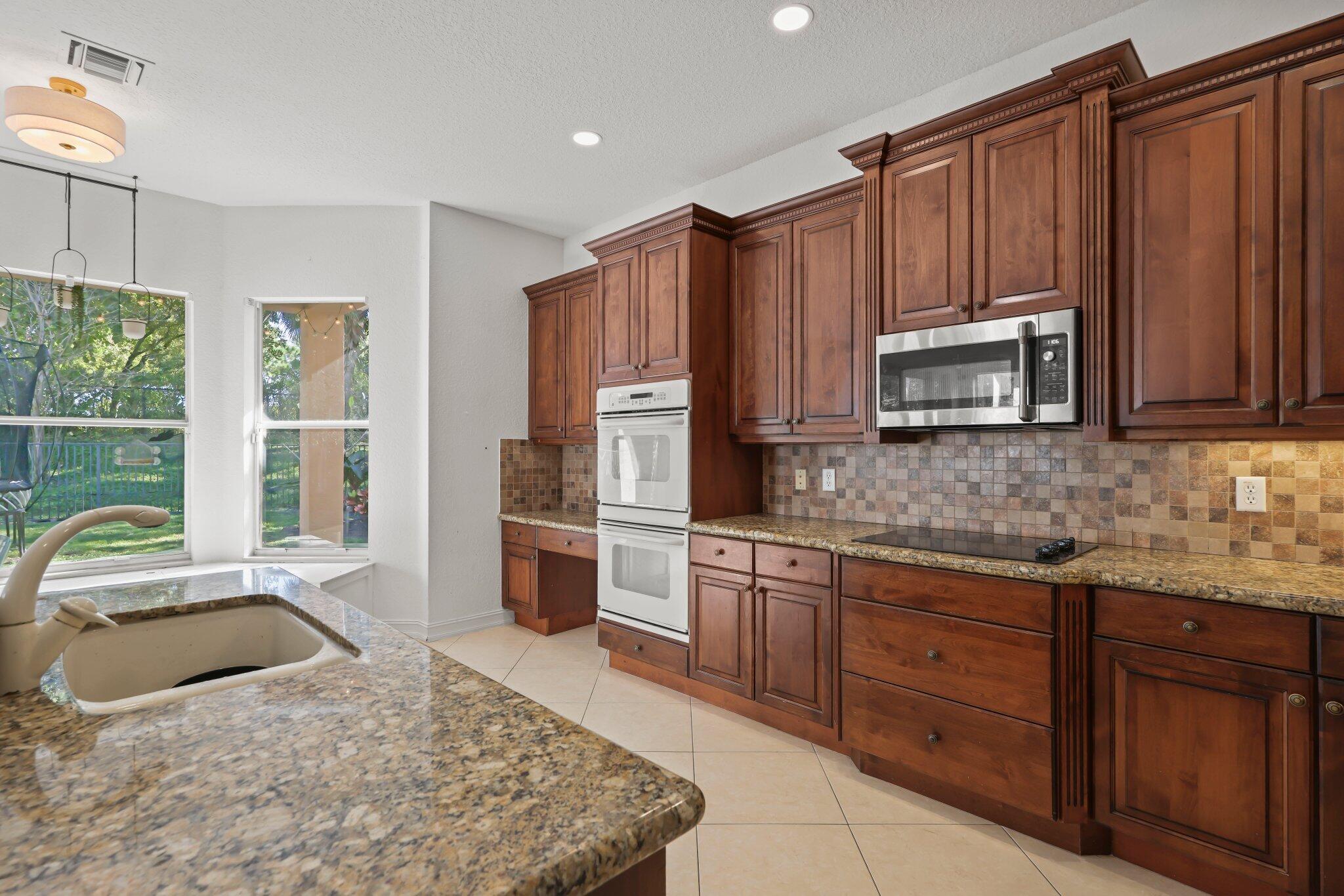 CANYON ISLES 3 - Residential