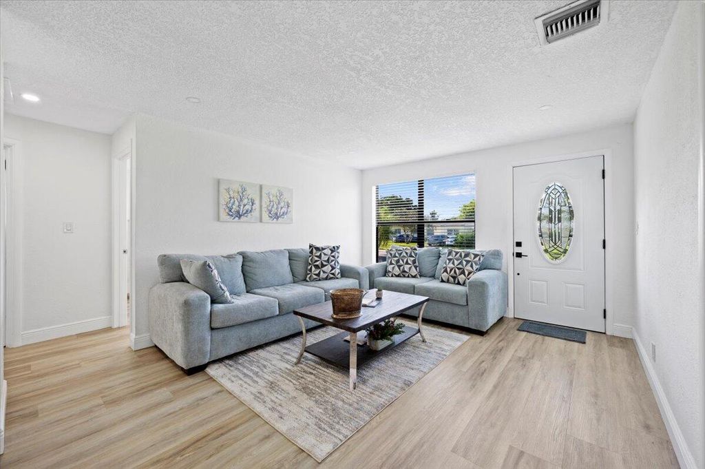 Photo of 3639 Gull Road, Palm Beach Gardens, FL 33410 (MLS # R11023049)