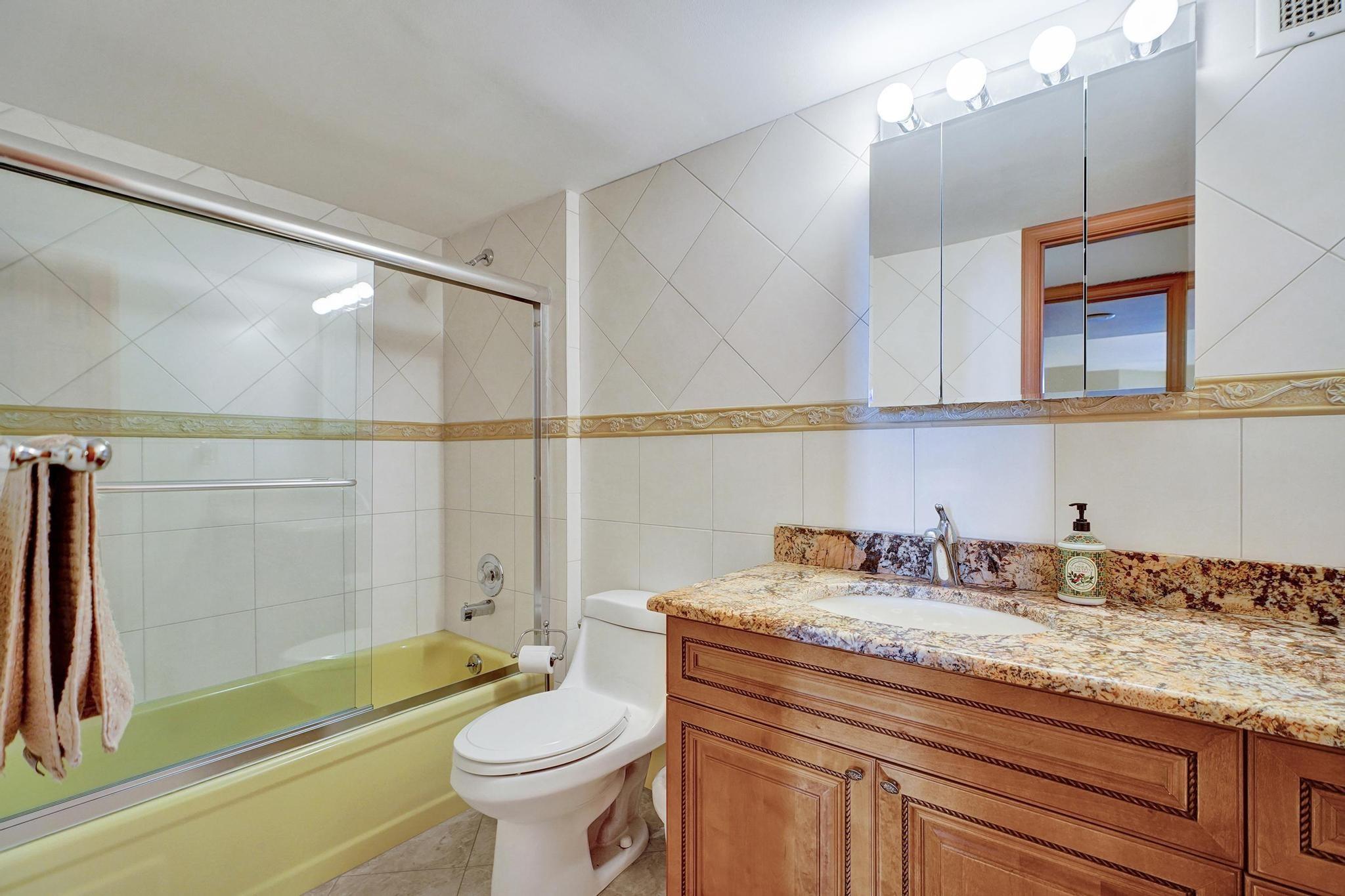 Pompano Atlantis Condo - Residential Lease