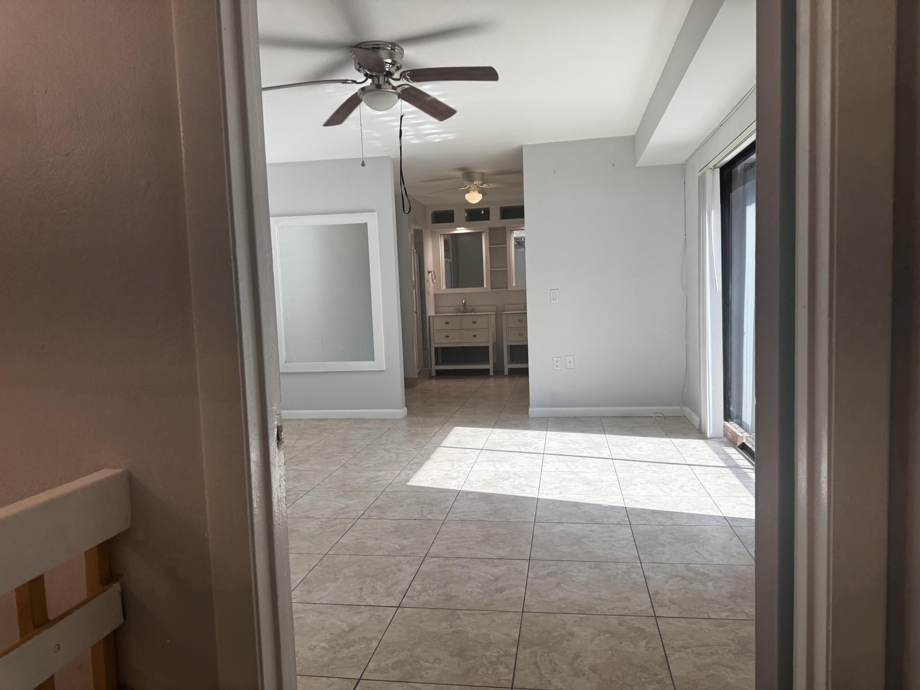 GARDEN LAKES AND GARDEN S - Residential Lease