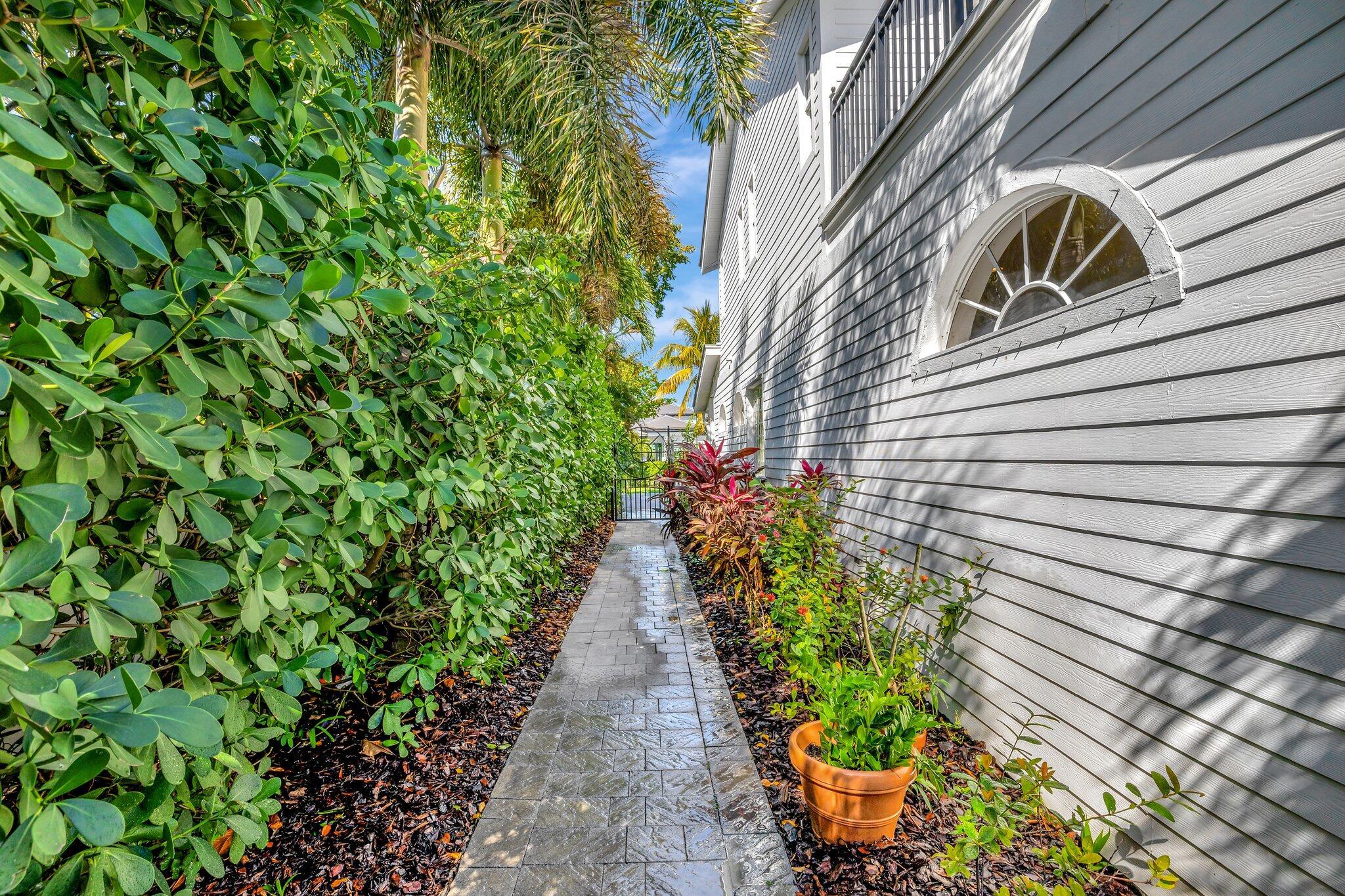 HYPOLUXO ISLAND ADD - Residential