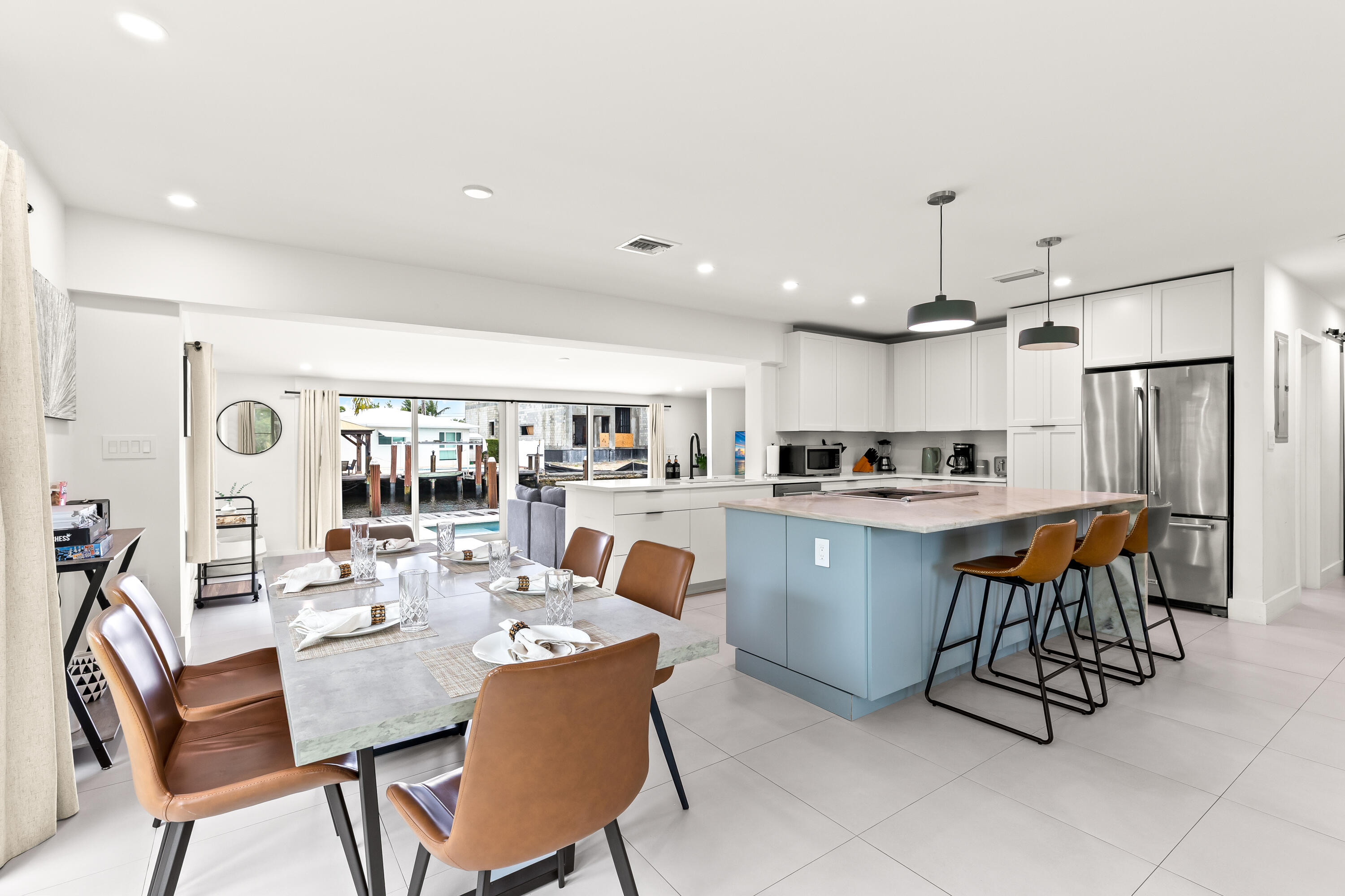 MIDDLE RIVER MANOR - Residential