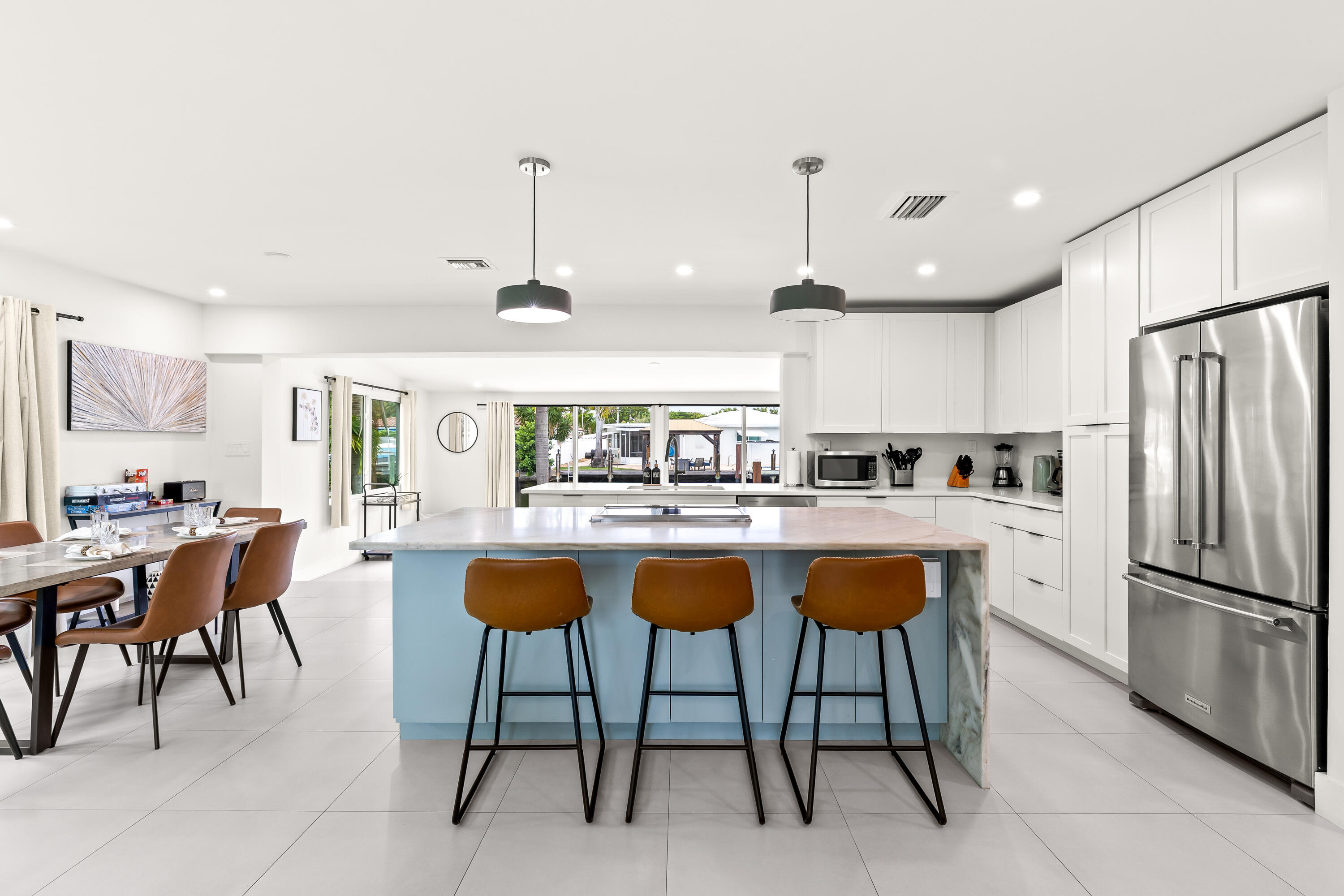 MIDDLE RIVER MANOR - Residential