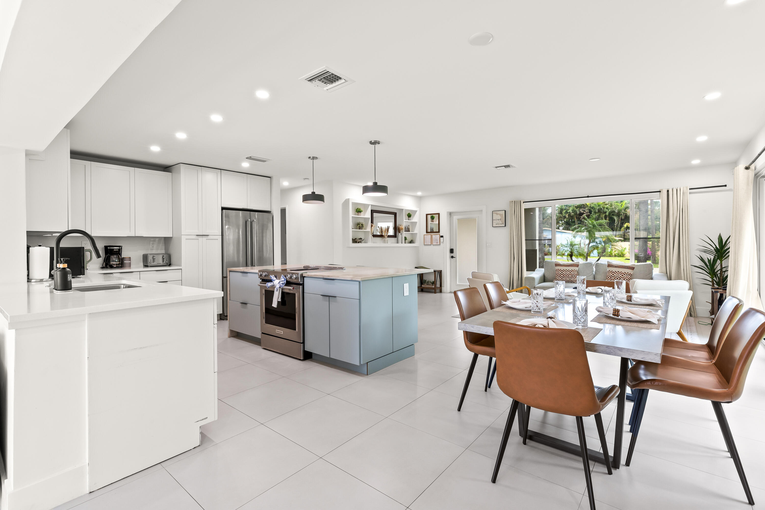 MIDDLE RIVER MANOR - Residential