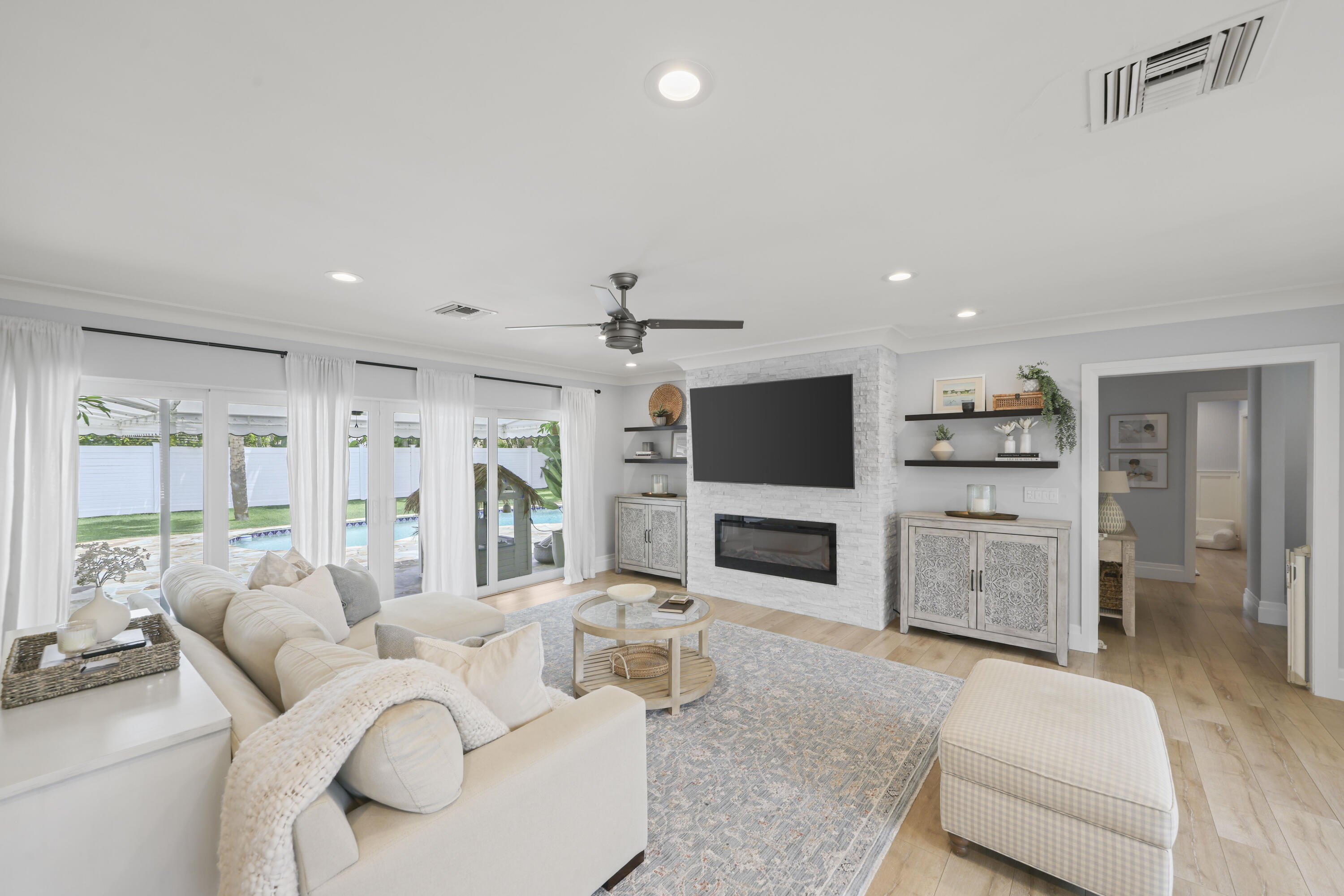 CAMINO GARDENS SEC 1 - Residential