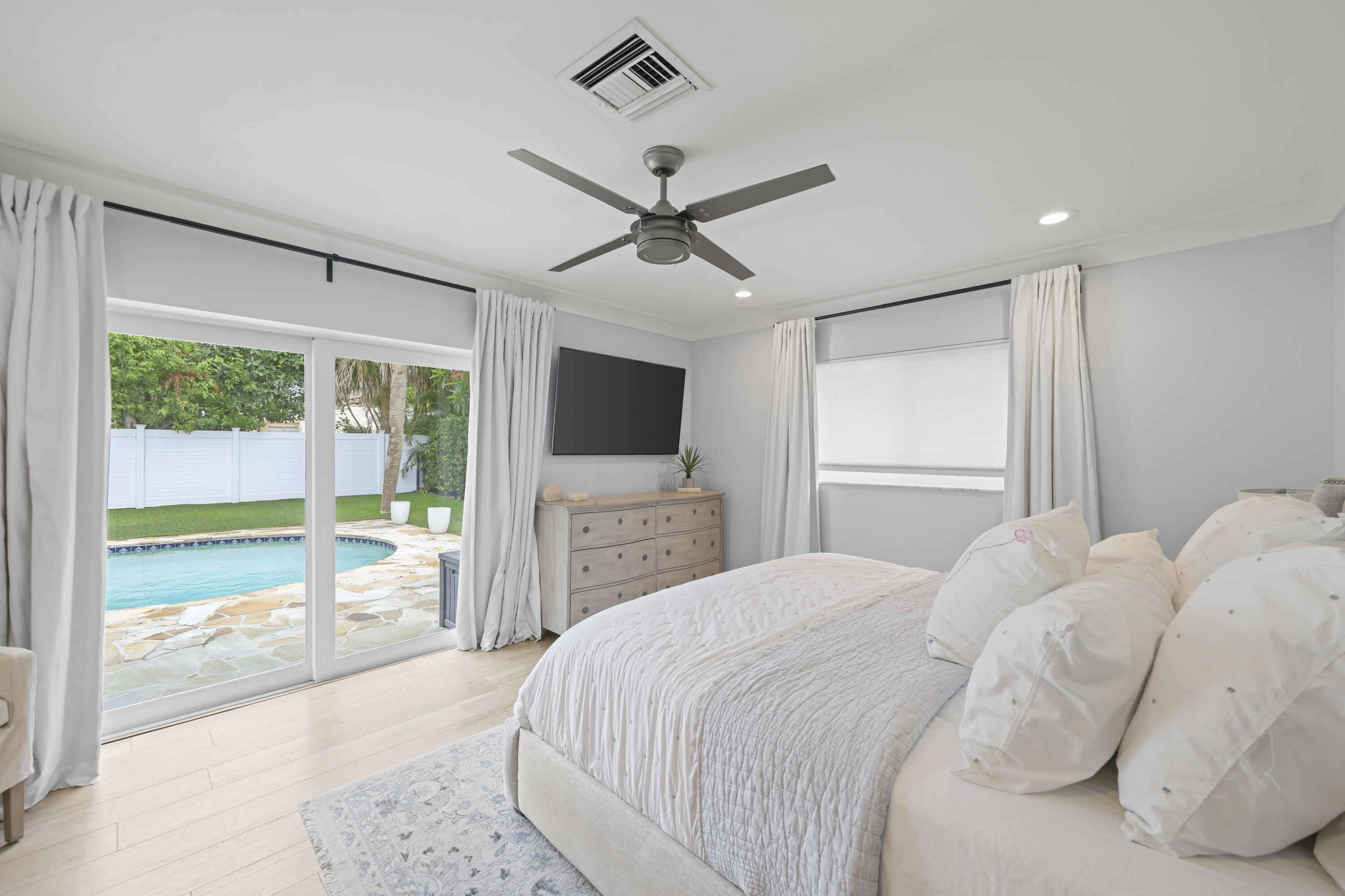CAMINO GARDENS SEC 1 - Residential