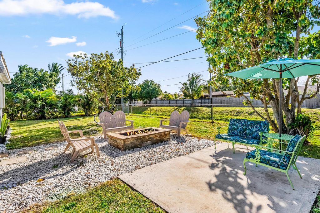 Photo of 9477 Keating Drive, Palm Beach Gardens, FL 33410 (MLS # R11045374)