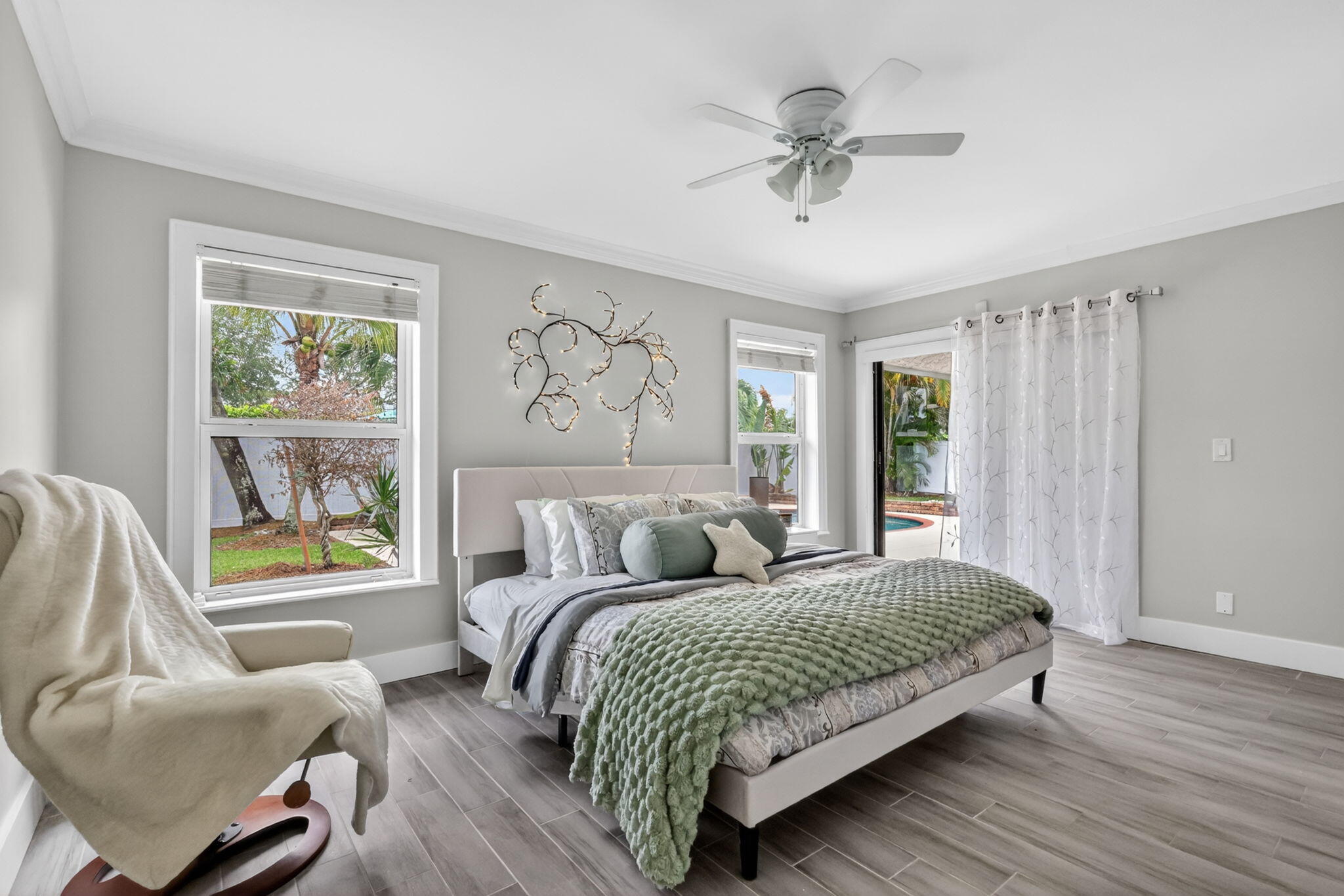 LAKES OF SHERBROOKE - Residential