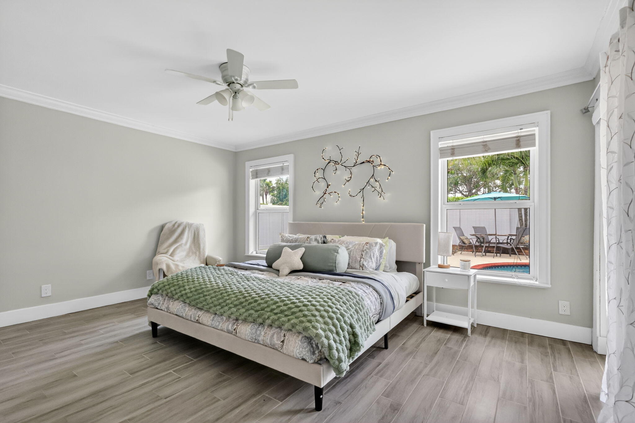 LAKES OF SHERBROOKE - Residential