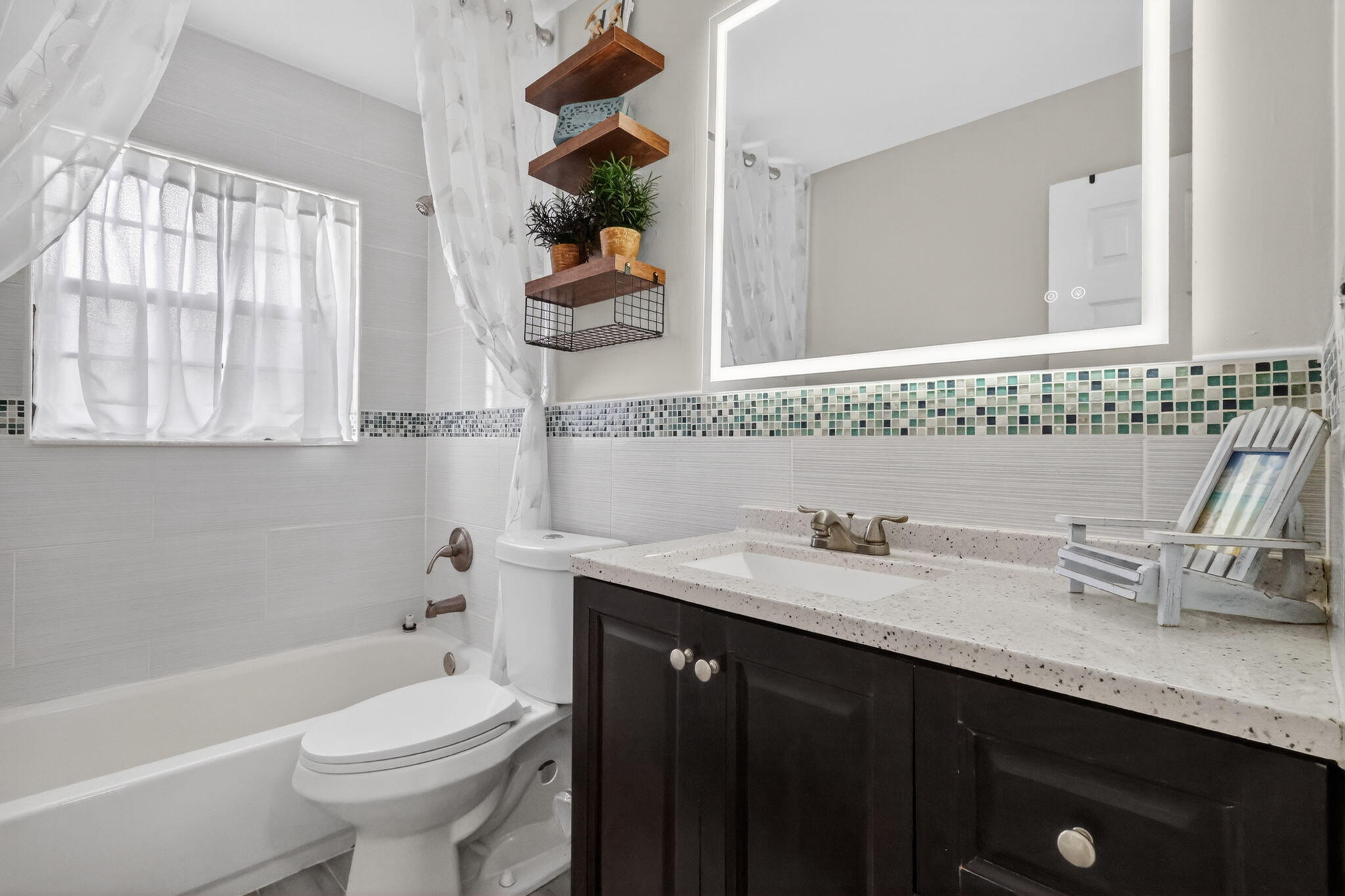 LAKES OF SHERBROOKE - Residential