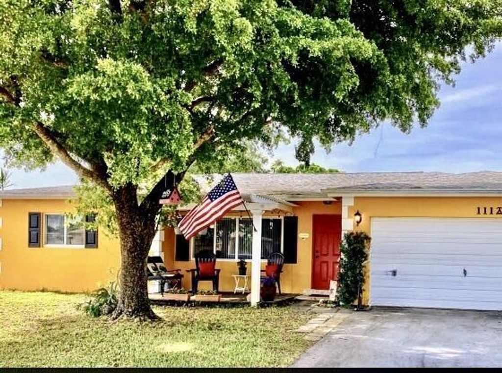 Photo of 11129 Mandarin Street St, Boca Raton, FL 33428 (MLS # R10812901)