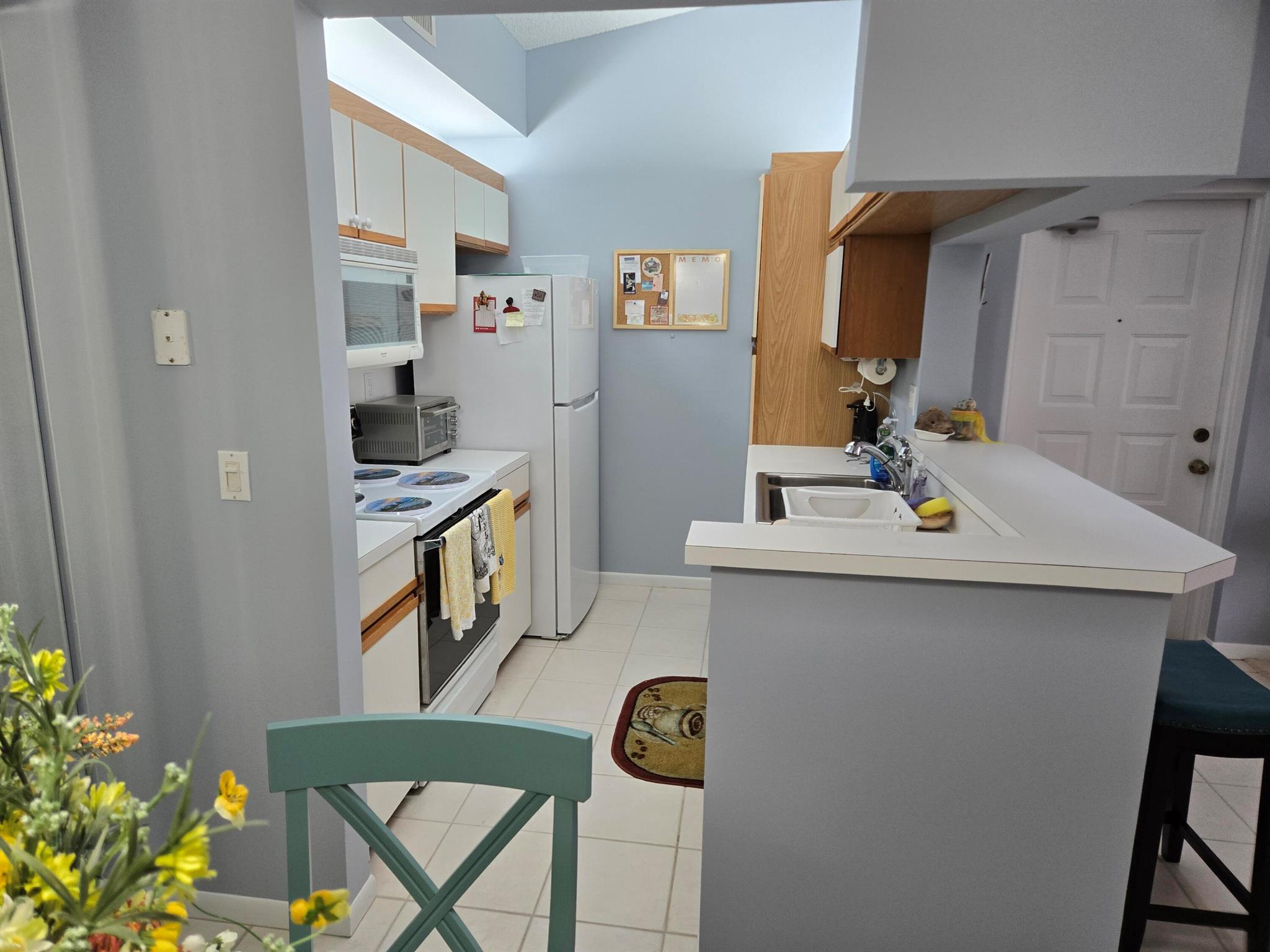 ANCHORAGE ON THE ST LUCIE - Residential Lease