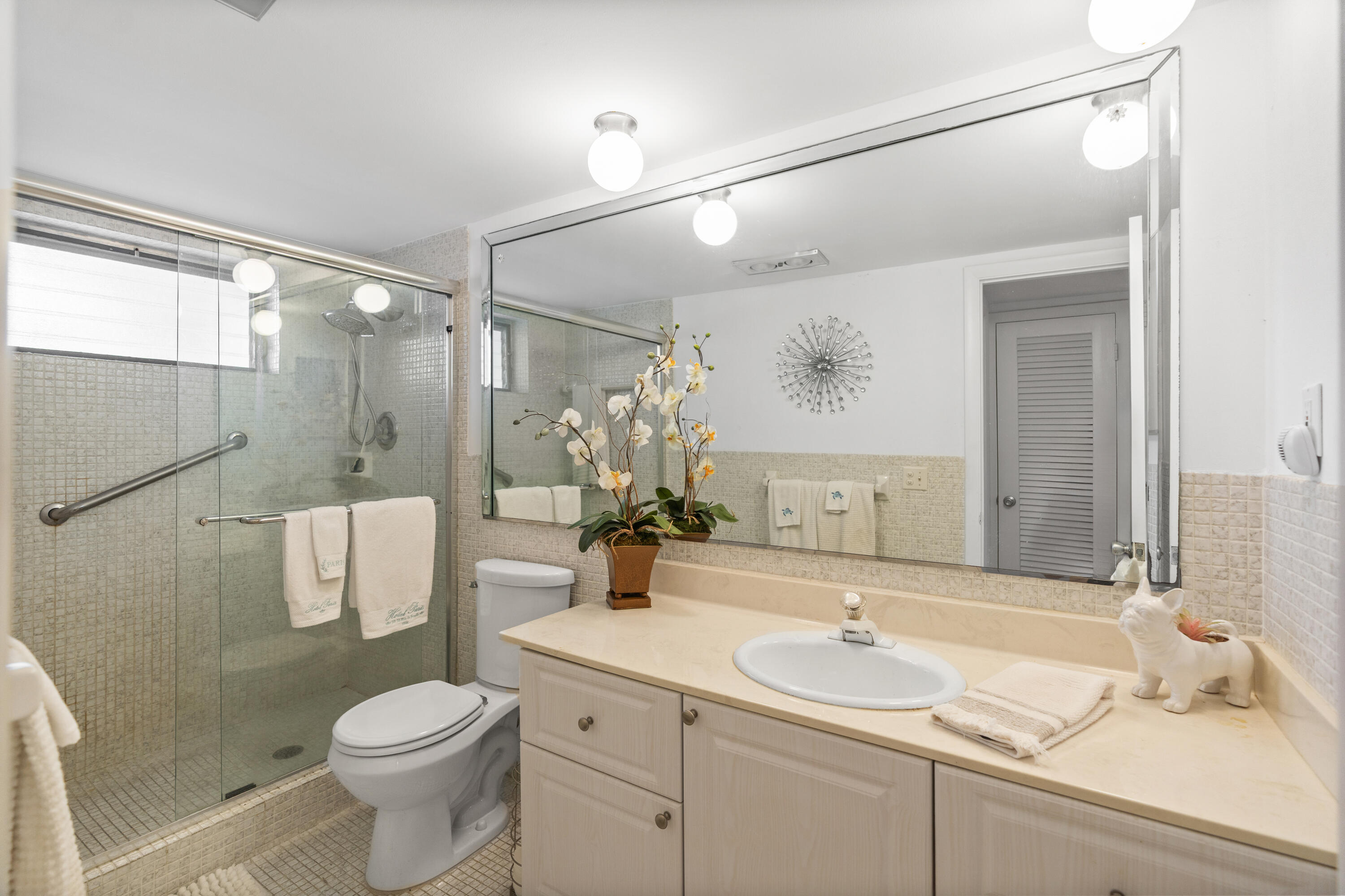 PALM ROYAL APTS INC CONDO - Residential