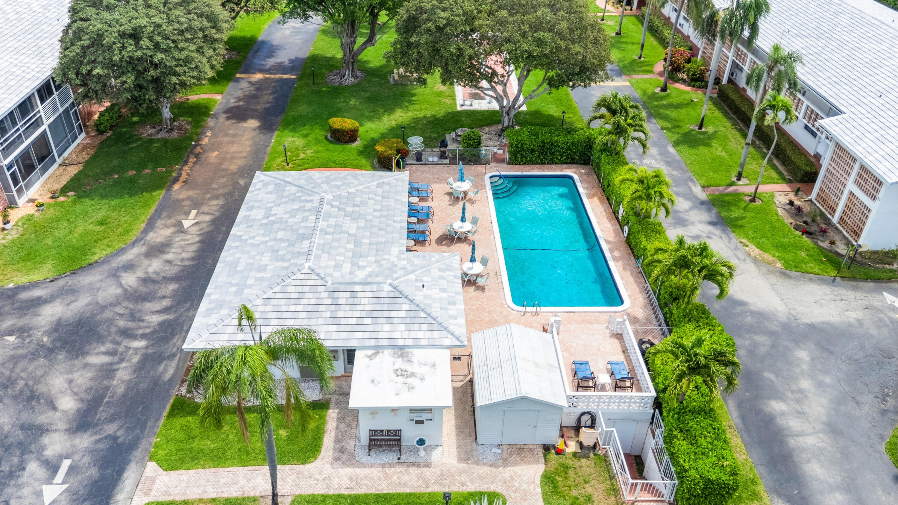 PALM ROYAL APTS INC CONDO - Residential