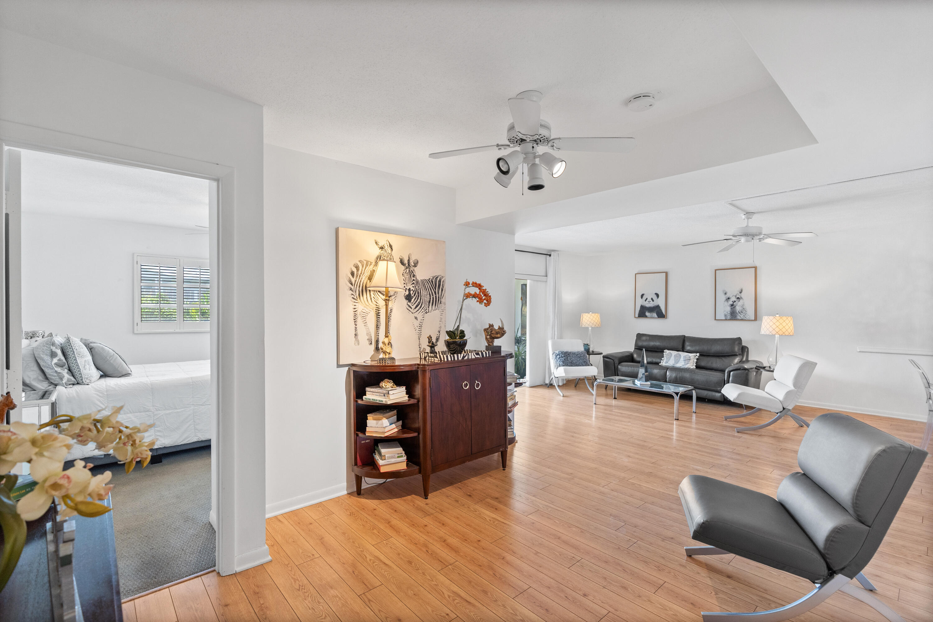 PALM ROYAL APTS INC CONDO - Residential