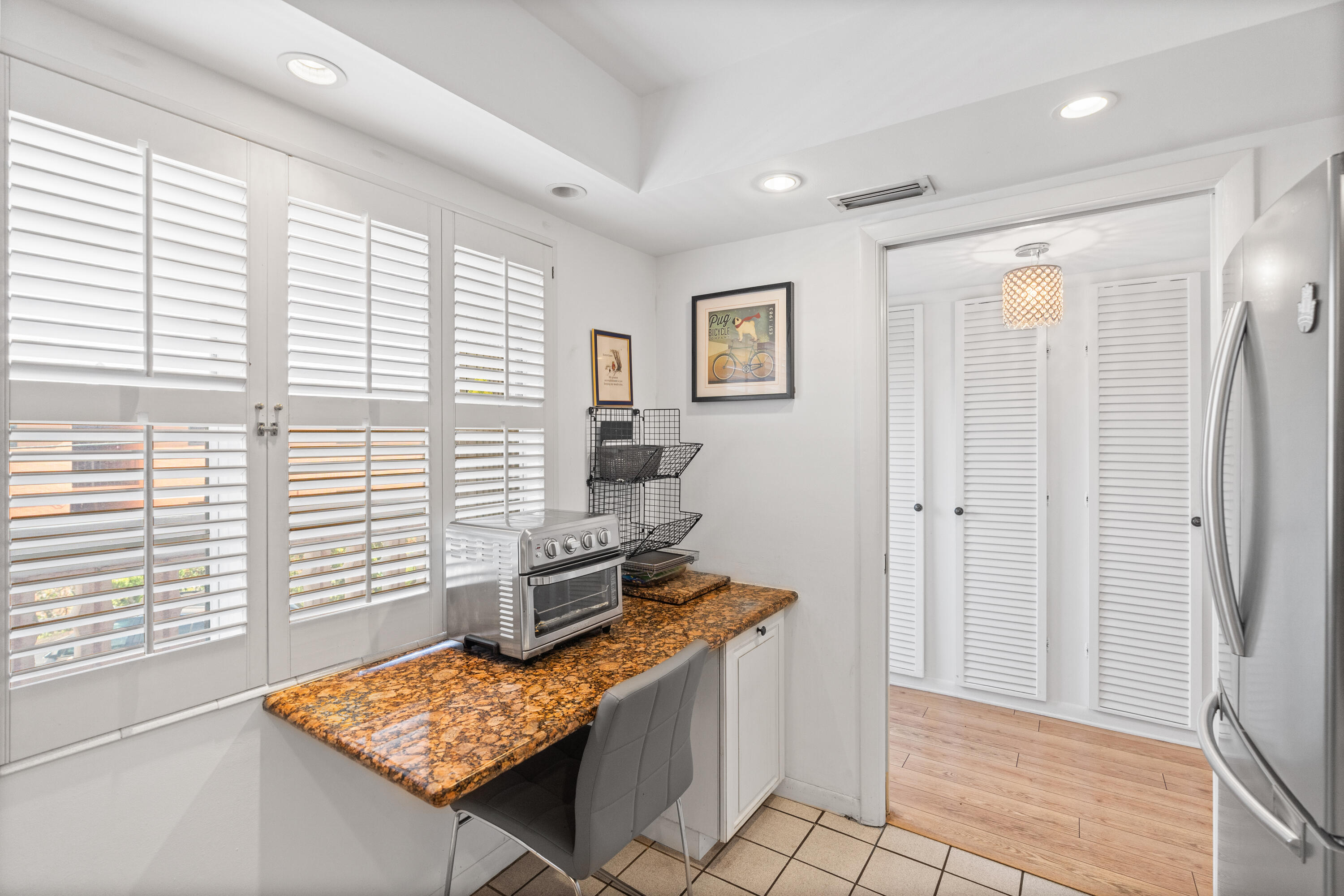 PALM ROYAL APTS INC CONDO - Residential