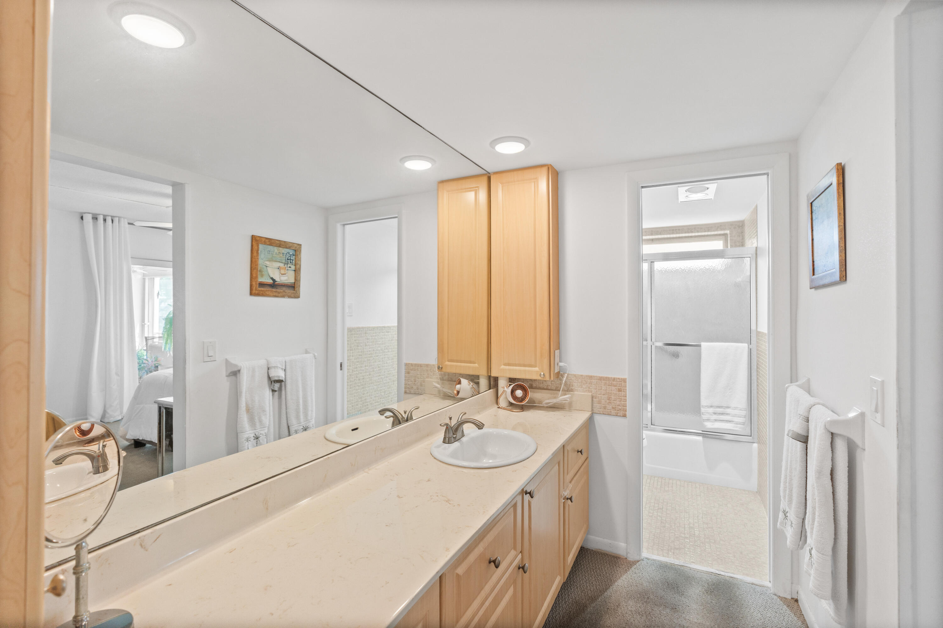 PALM ROYAL APTS INC CONDO - Residential